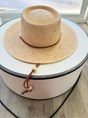 lack of color wanderer natural tan chin strap straw boater summer sun hat XL NEW